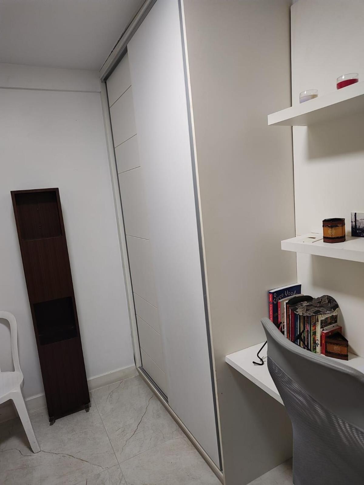 Hostel For One Com Quarto De Solteiro E Banheiro Privativos Vitória Kültér fotó