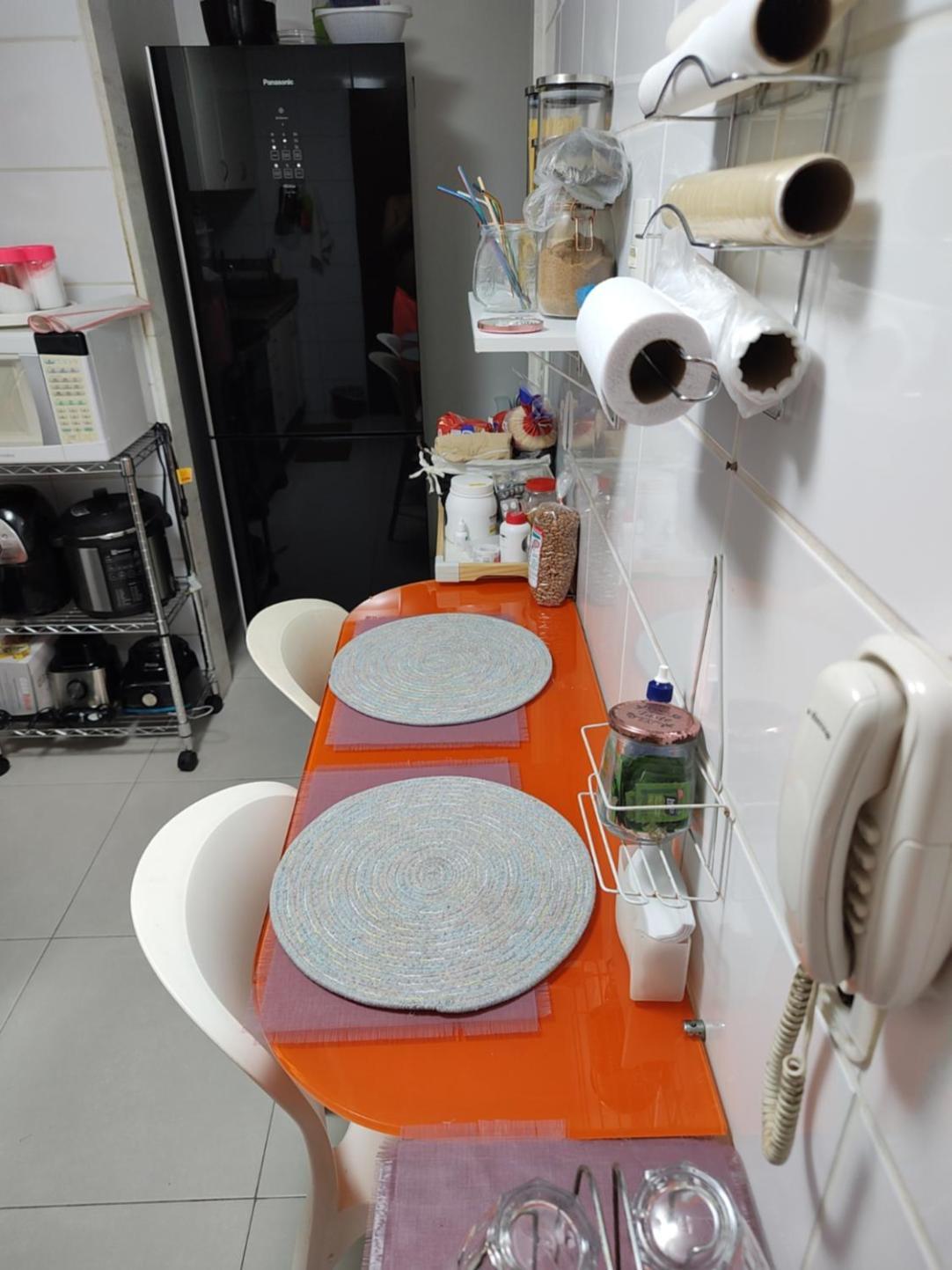 Hostel For One Com Quarto De Solteiro E Banheiro Privativos Vitória Kültér fotó
